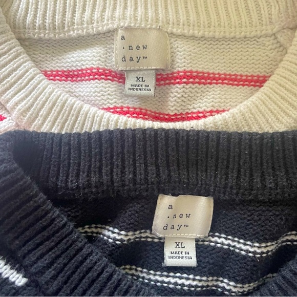 A New Day Sweaters - Quantity 2 - Picture 3 of 4